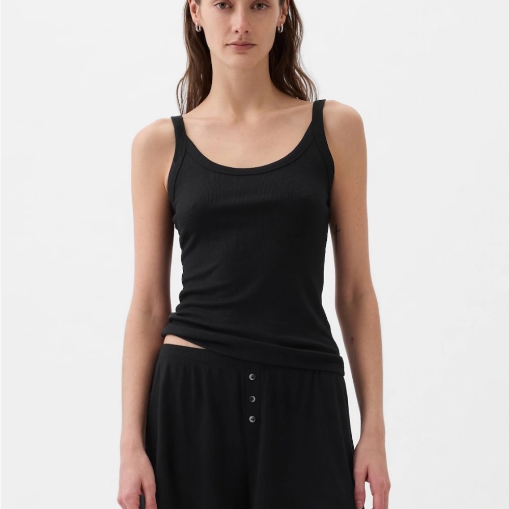 NWOT Gap Mini Ribbed Black Tank Top Size Large Petite 16 X 16 Inches At Rest